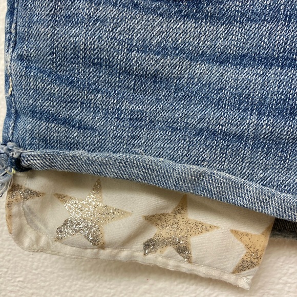 AMERICAN EAGLE OUTFITTERS Jean Shorts with Metalluc Stars on Pockets Size 4 - Picture 2 of 8